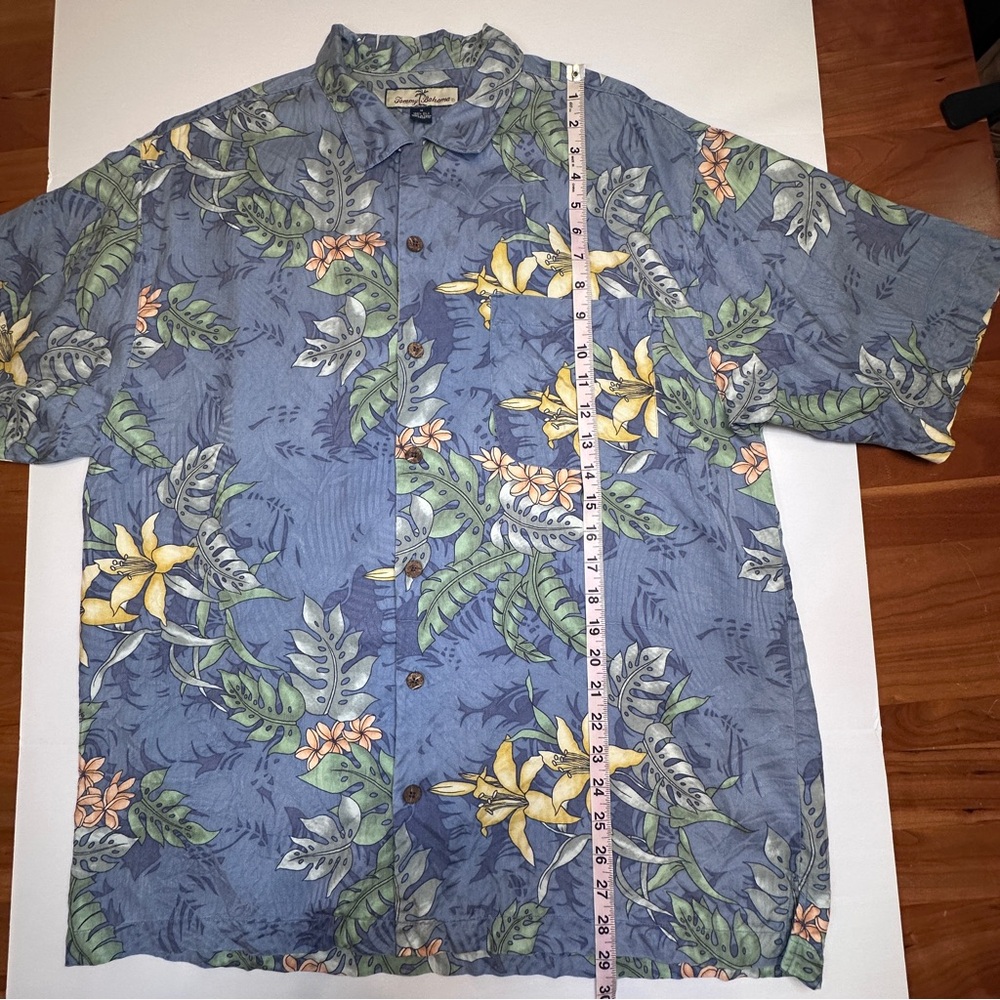 Tommy Bahama 100% Silk Tropical Floral Men's Shirt Short Sleeve Resort Medium - Picture 8 of 8